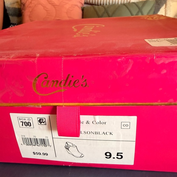 Candie's Black Peep-Toe Mule Booties - Picture 4 of 4